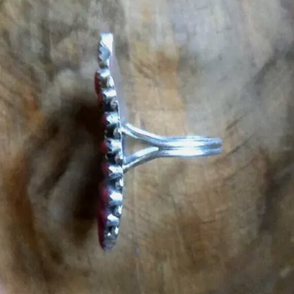 Navajo red coral cluster ring size 10 sterling silver - Picture 4 of 8